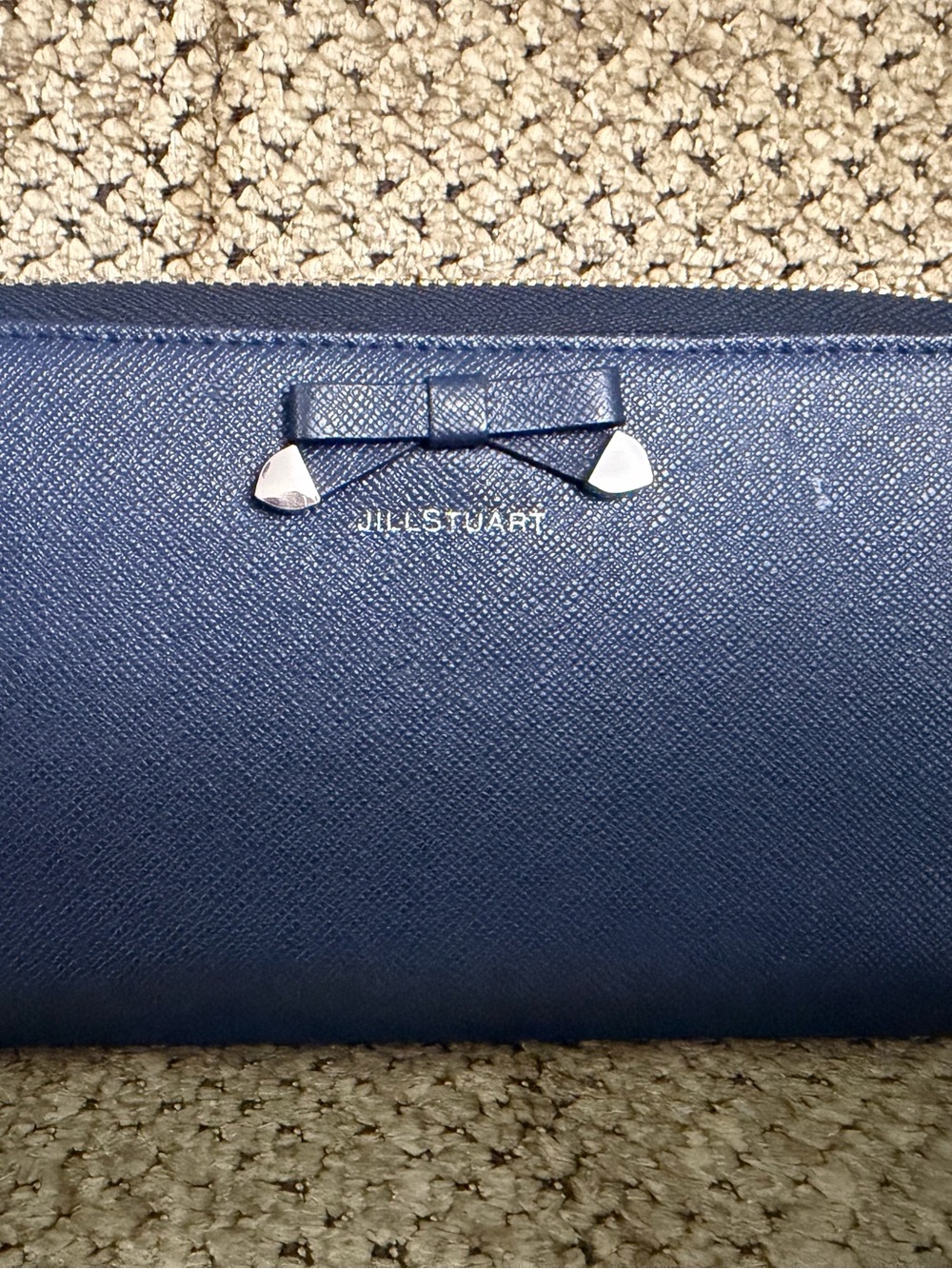 Jill Stuart Navy Saffiano Bow-Accent Wallet
